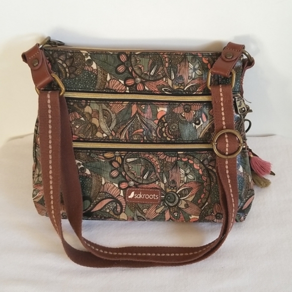 Sakroots Bags Sakroots Floral Crossbody Bag Poshmark